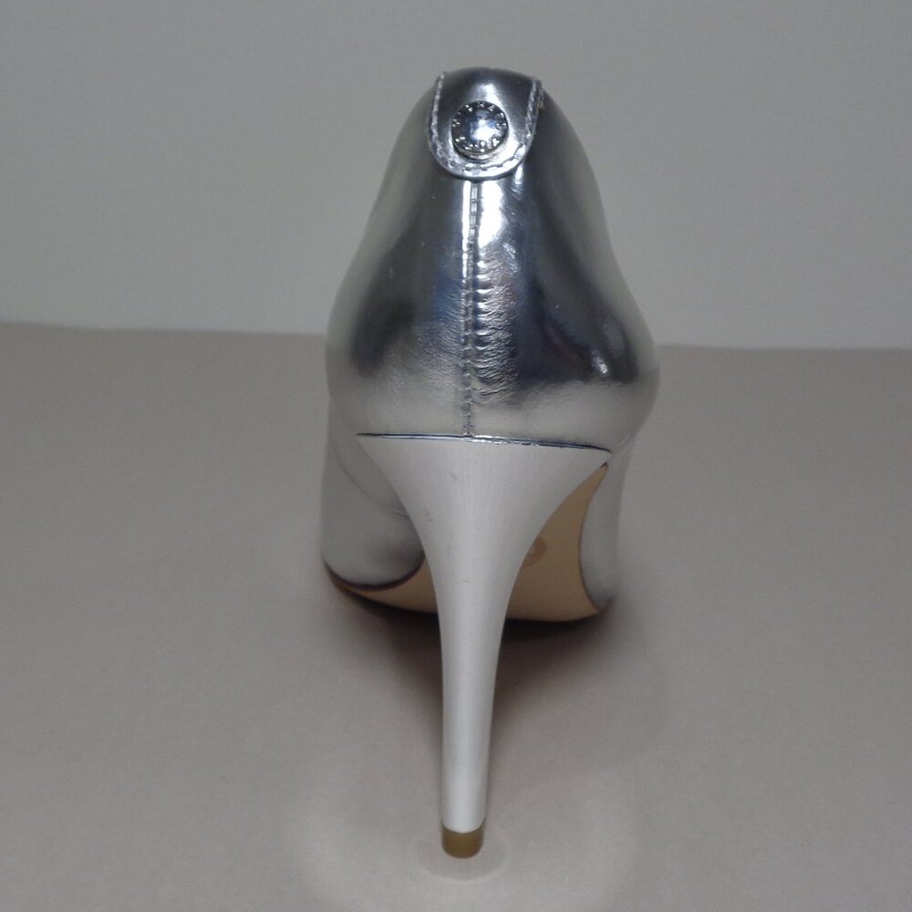 Michael Kors Size 7 M / ELISA PUMP / Silver / Leather / Heels New Women's Shoes - Picture 11 of 16